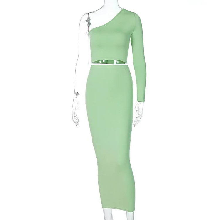 ست دوتکه زنانه با تاپ و دامن بلند در چهار رنگ